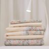 linea-esmeralda_combinada-con-encaje-1 Juego de cama en algodón 100% con estampado floral crema