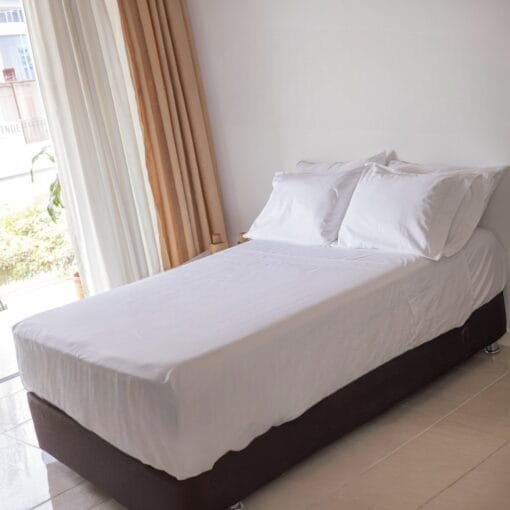 Juego de cama básico blanco - 100% Algodón