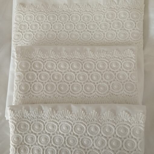 Juego de sabana blanco y encaje grueso circular