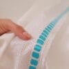 Funda blanca con letín con pasacintas azul - productos - tienda del alergico_1 Funda blanca con letín con pasacintas azul - productos - tienda del alérgico